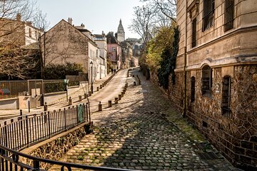 Private Montmartre Walking Tour - Best Art, Culture, Food
