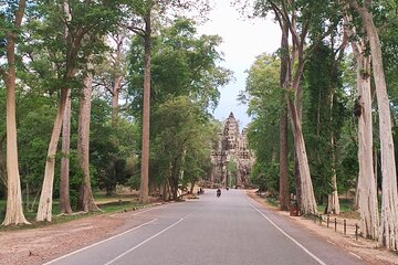 Private 3 Day Discovery Tour on Culture, Heritage and Ancient Capital