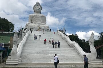 Phuket Private Customized Car or Van Sightseeing Discovery City Tour with Driver