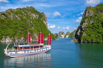 Amazing Sails-The Most Luxurious Day Tour in Ha Long Bay ( Tour from Hanoi )