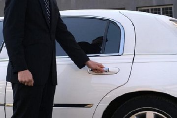One Way Private Car to Hue city from Hoi An