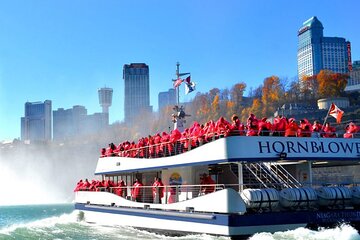 Toronto: Small Group Niagara Falls Tour with Pickup and Optional Boat Ride