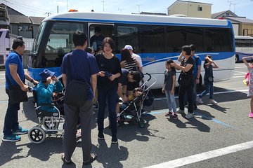 AIrport transfer service private charter van