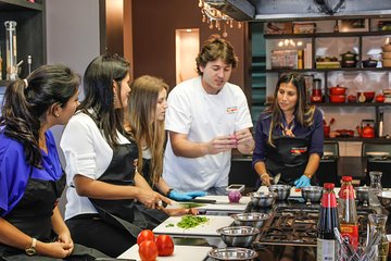 Local Market and Private Participative Cooking Class at Urban Kitchen