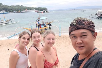 Bali snorkeling Blue lagoon & Batuan Temple Private tour