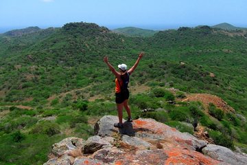 Private guided Hiking & Snorkeling tour