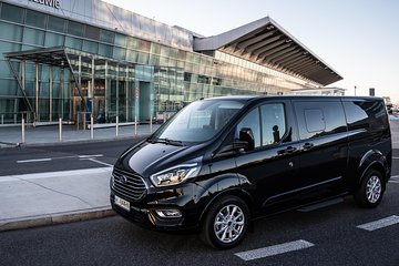 Airport Transfer Warsaw Airport (WAW) - Cracow (comfort VAN)