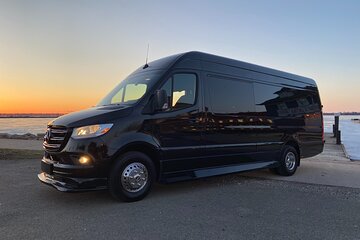 Private Sedona Round-Trip Transportation from Phoenix
