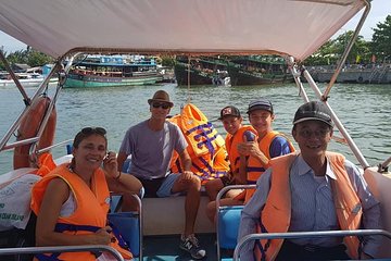 Cham Island Private Tour bySpeed Boat with Swimming,Snorkeling,Relaxing on Beach