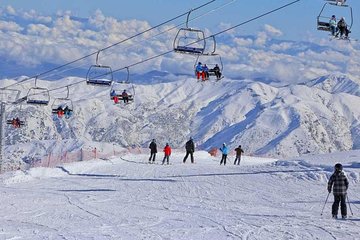 Private Transport: Ski in the Andes
