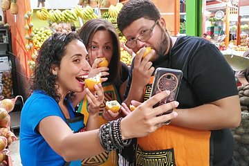 PALOQUEMAO MARKET FOOD TOUR. EXOTIC FRUIT. LOCAL SNACKS. /Min 2 pax