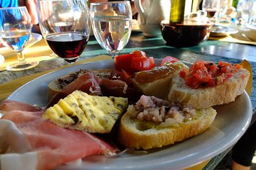 Wine Tasting at a Private Medieval Winery in Chianti - Tuscany