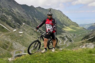 Descending from the top of Transfagarasan on the bicycle