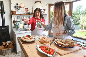 Private cooking class at a local's home with lunch or dinner in Amalfi