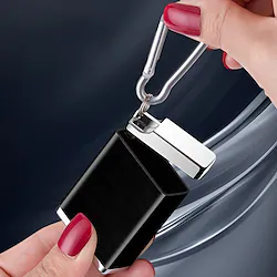 812 Portable Ashtray Car Mini Ashtray Garbage Box with Keychain Clean Carry Lightinthebox
