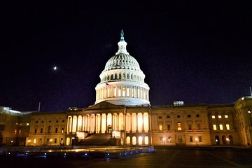 3-Hour Small Group Night-Time Tour Of The National Mall with 10 Top Attractions
