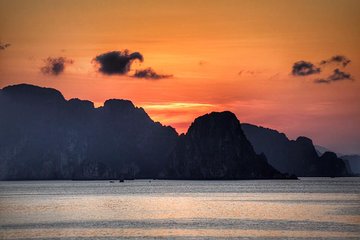 Halong Bay - Lan Ha Bay 2 Days 1 Night on BEST Cruise with Private Balcony
