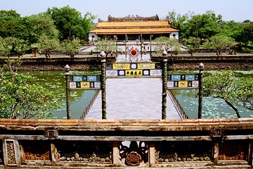 Daily Da Nang Hue City one day tour departure from Hoi An