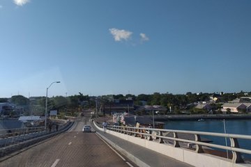 Airport to Atlantis Private Transportation service and Paradise Island Hotels