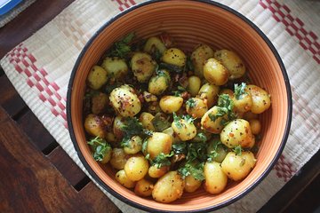 Private Rajasthani Cooking Class in an Udaipur Home