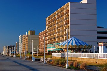 Epic Scavenger Hunt Virginia Beach: Surf, Sand and Sculptures!