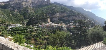 Day Trip from Rome to Pompei & the Amalfi Coast with Mercedes luxury van (12hrs)