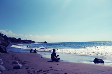Airport Layover Tour: El Salvador Fish Market + El Tunco Beach + Local Beach