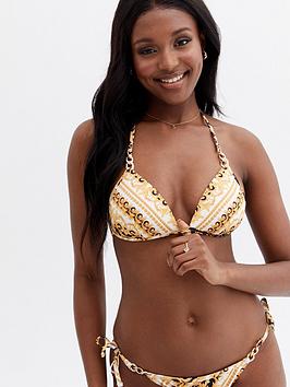 New Look Chain Print Moulded Triangle Bikini Top - White