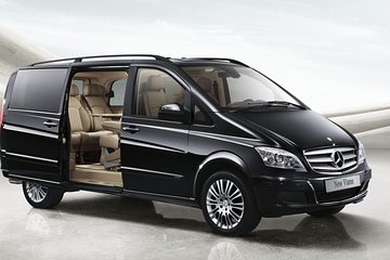 Airport ( PEK) Drop-off Service with Private Driver( Not English Speaking)