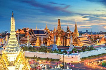 Private Tour Guide Service with Transport(Van) in Bangkok (SHA Plus)