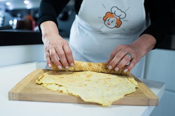 Private cooking class at a Cesarina's home with tasting in Genoa