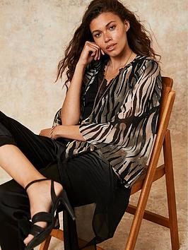 Mint Velvet Lorelei Animal Print Kimono