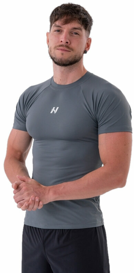 Nebbia Functional Slim-fit T-shirt Grey L