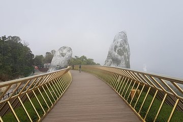 Private Roundtrip Transfer from Hue City to Visit Golden Bridge Ba Na Hills