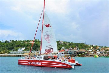 Morning or Afternoon Catamaran Cruise & Snorkeling Tour from Montego Bay