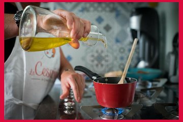 Private cooking class at a local's home with tasting in Cagliari