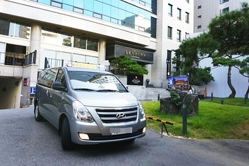 Private Airport Transfer: Incheon Airport to Seoul City (1-5 pax)