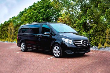 Frankfurt to Frankfurt Airport (FRA)- Departure Private Van Transfer