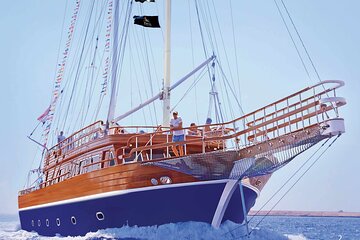 Sharm El Sheikh Pirates Boat Snorkeling Sea Trip with Sea Food Lunch