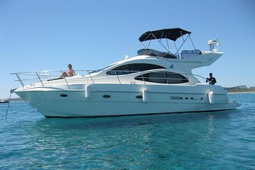 8-Hour Private 42' Azimut Yacht 2Stop Tour to Tulum Sea w/Food, Drinks & Snorkel