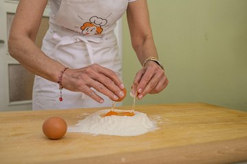 Private Pasta & Tiramisu Class at a Cesarina's home with tasting in Treviso