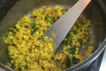 Private Market Tour and South Indian Cooking Class in Chennai with Srividya