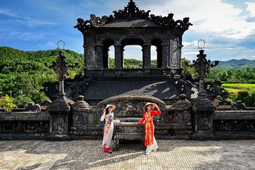 Hue Imperial City & Hai Van Pass Small Group Tour from Da Nang - Full Day