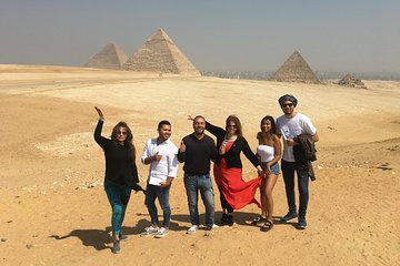 Cairo tour (Giza Pyramids & Egyptian museum)