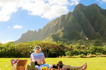 Private North Shore Tour with Sunset & Free Photo Session by a Photographer