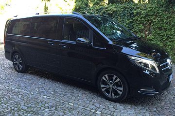 Transfer services with Mercedes-Benz van from airports to rome for up to 7 pax