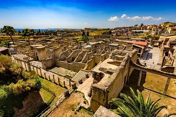 Transfer from Naples to Amalfi (or reverse) via Ercolano 2hr Sedan or Van