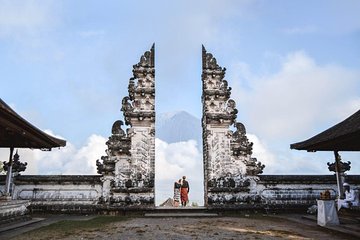 Gates of Heaven at Lempuyang Temple with Blue Lagoon Snorkeling