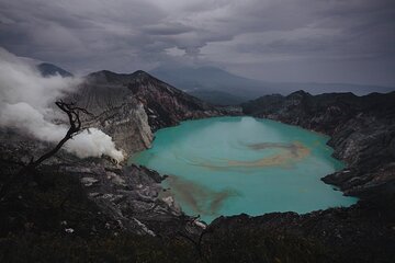 3-Day Bali North Tour with Snorkeling, Dolphin Watching And Ijen blue Fire Trek