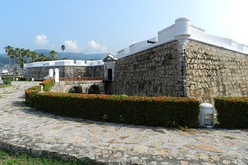 Acapulco Historical Full-Day Tour With Fort of San Diego & Divers Show 6 Hrs